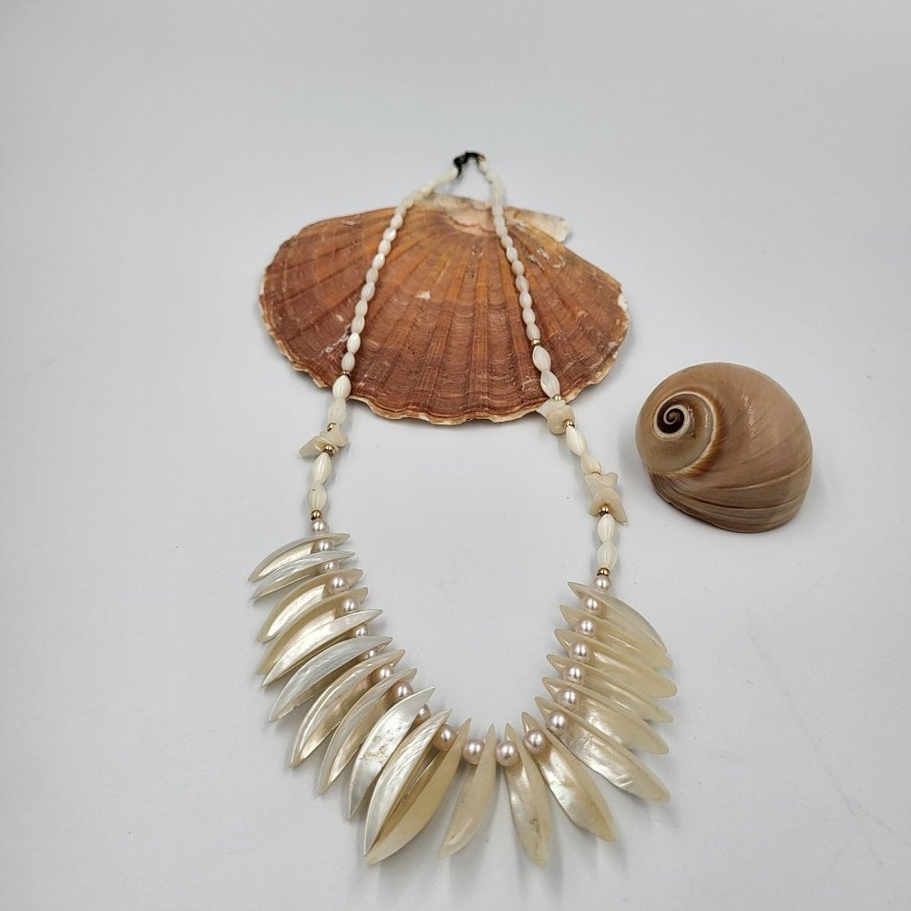Pearly Shell and Beaded Choker with Vertical Abstract Shells